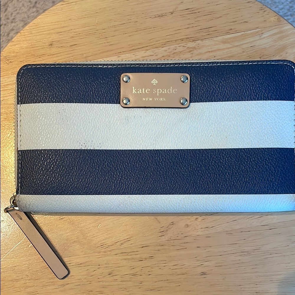 Kate Spade  blue and white Elegant Wallet